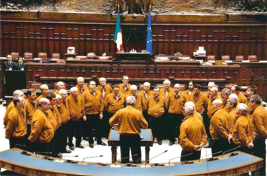 Italiako Coro Bismantova bisitan dugu Andere abesbatzaren eskutik