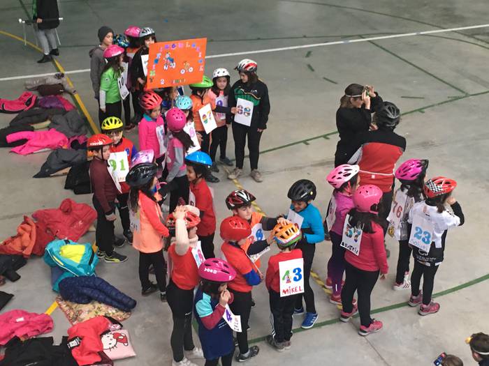 Artziniegako eskolako aratusteak