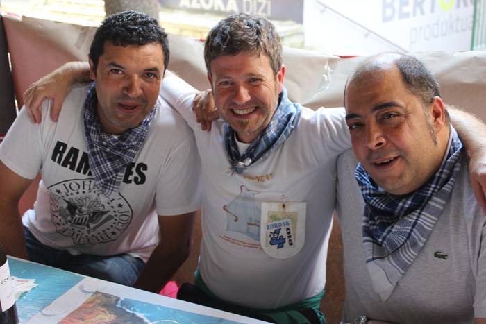 Gaztetxeko eta antzinako jai 53 1502897717902