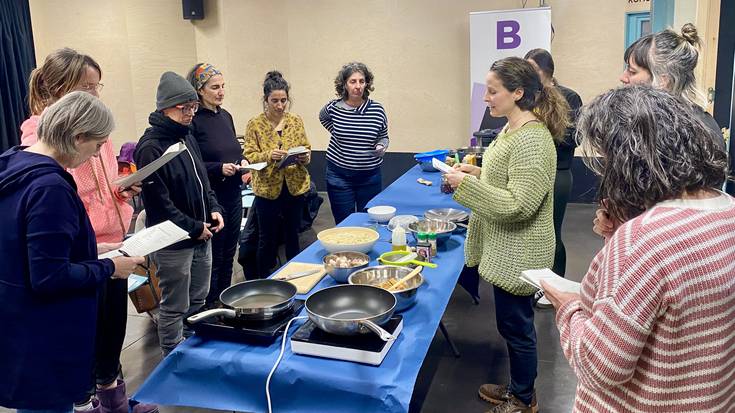 43 lagun jaso ditu "Elikadura eta osasuna ikuspegi feministatik" zikloak