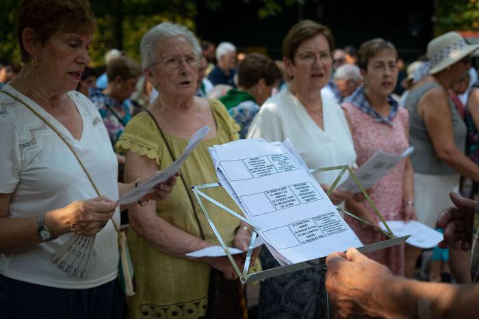 San Rokeko zelaiak bilakatu  12 1755350447962