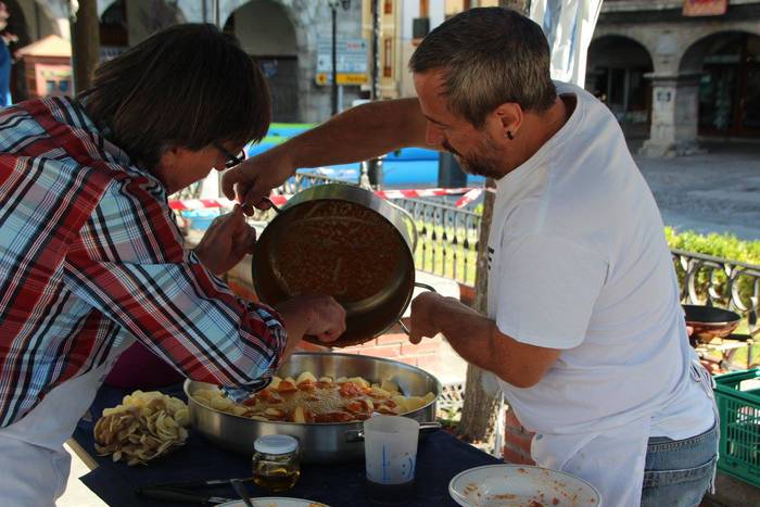 Folk doinuak eta marmitako t 26 1504428719510