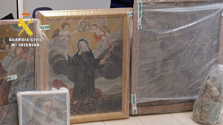 Urduñako bi moja klaratar atxilotu eta salatu ditu Guardia Zibilak, ustez artelanak lapurtu eta saltzeagatik