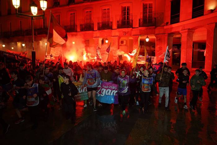 Aldarrikapenez eta pirotekni 188 1774615672349