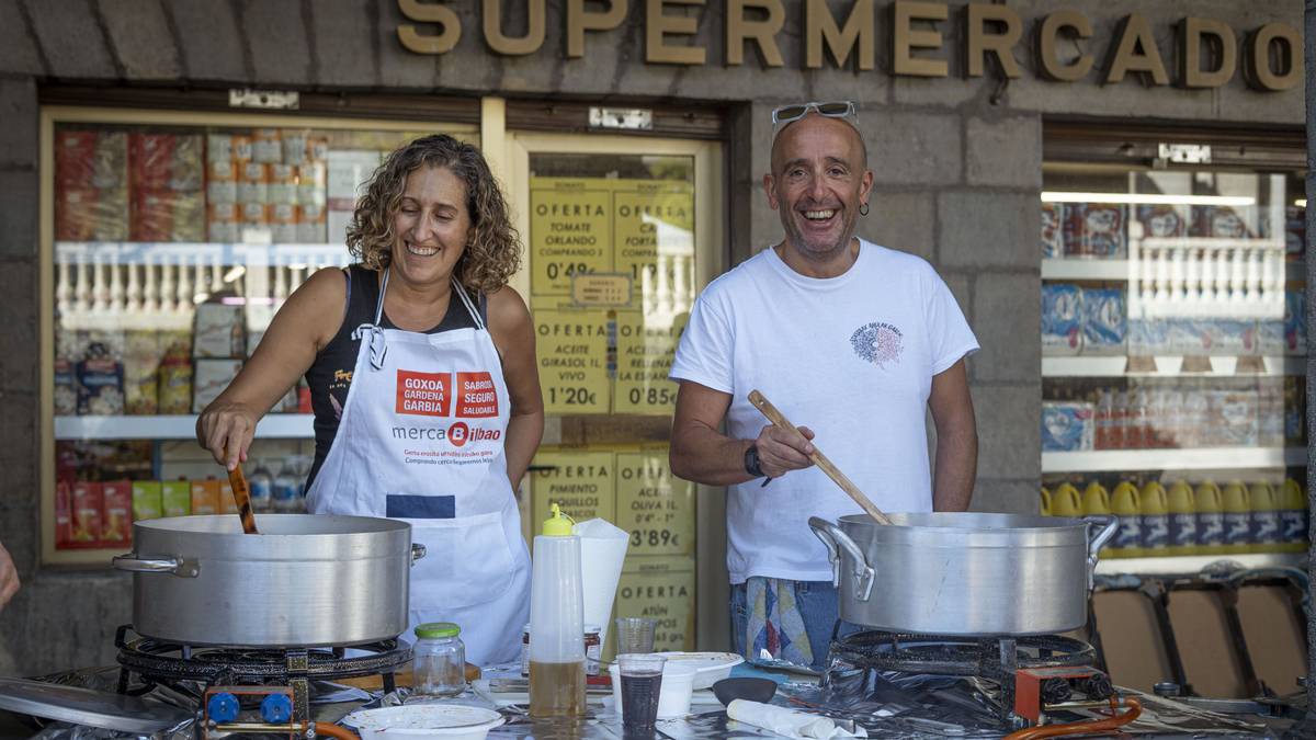 Koroatze jaien erritmora eman diote irailari ongi etorria urduñarrek