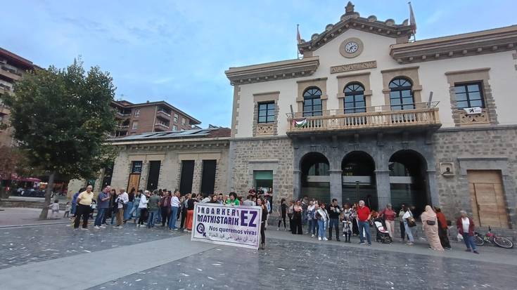 Haserre atera da kalera Amurrioko Mugimendu Feminista, herrian jazotako eraso sexista salatzera