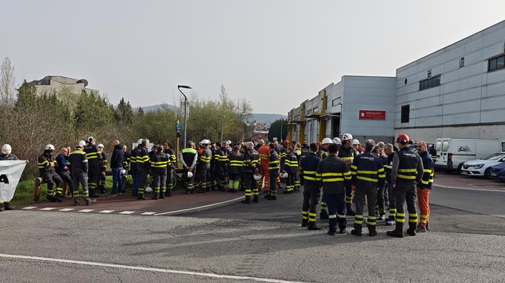 Erabateko jarraipenarekin hasi da Tubacex enpresako lanuztea "hitzarmen duinaren alde"