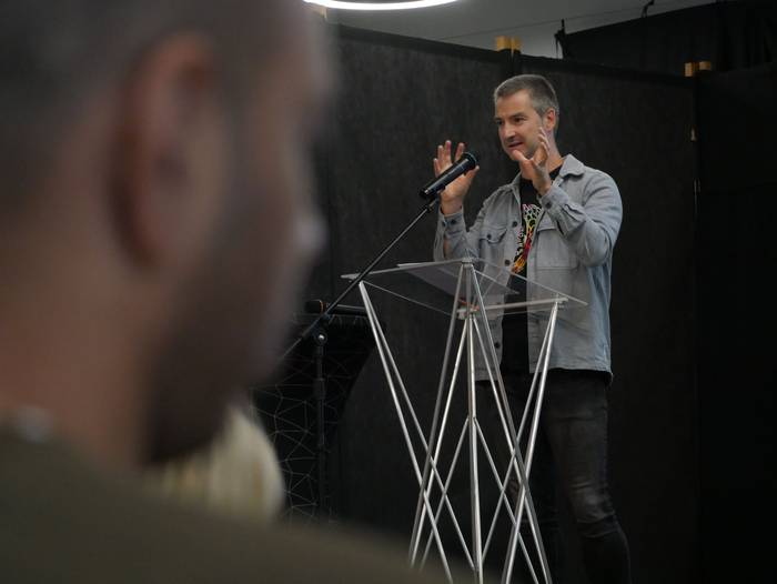 Eletik alera, Europako hizku 72 1759330629520