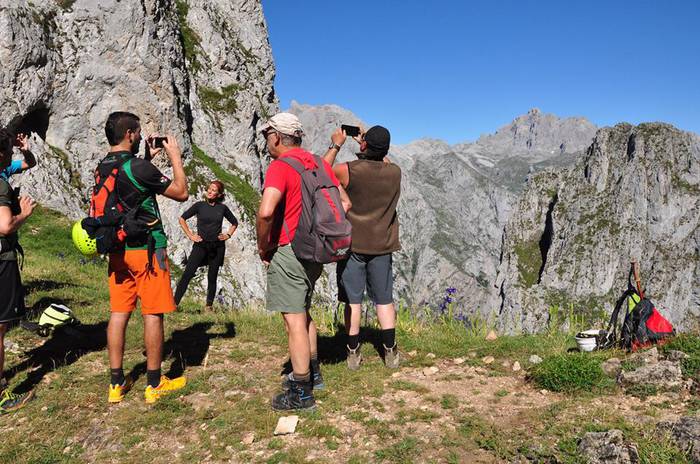  Ganzorrotz Mendi Taldeak Pi 33 1500564424187