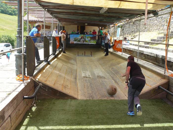 Julio Izarra eta Bego Perez  1 1560740832576