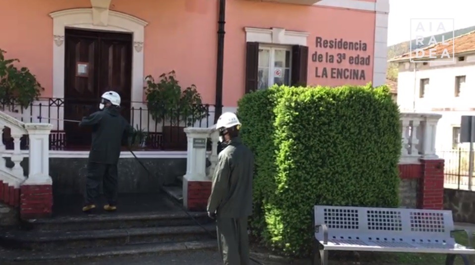 10 herritar hil ditu COVID-19ak Aiaraldeko nagusien egoitzetan