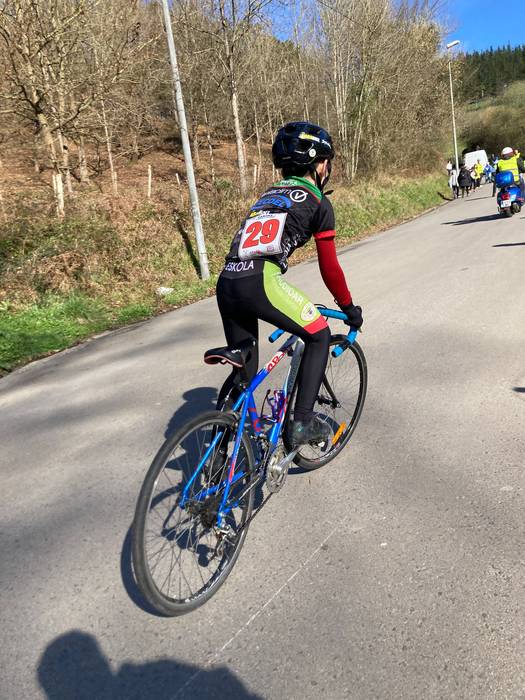 Txirrindulari gazteek erloju 60 1771856264991