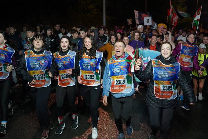 Aldarrikapenez eta pirotekni 122 1774615559299