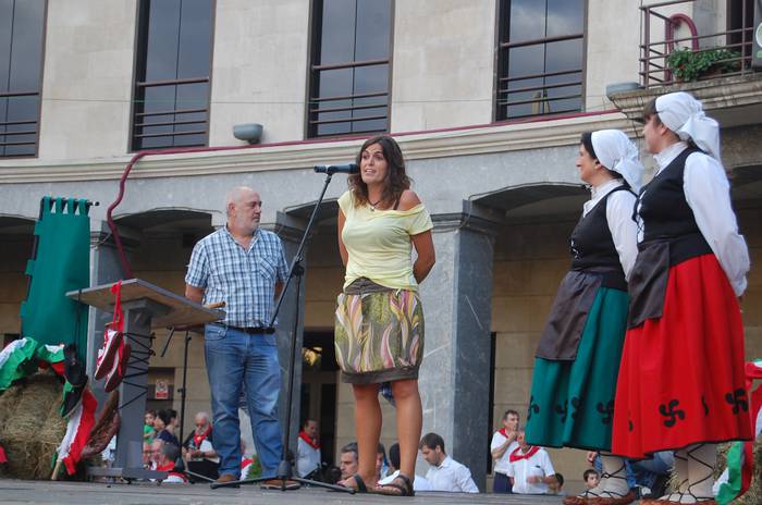 Plaza jendez lepo irakurri d 77 1534271462297