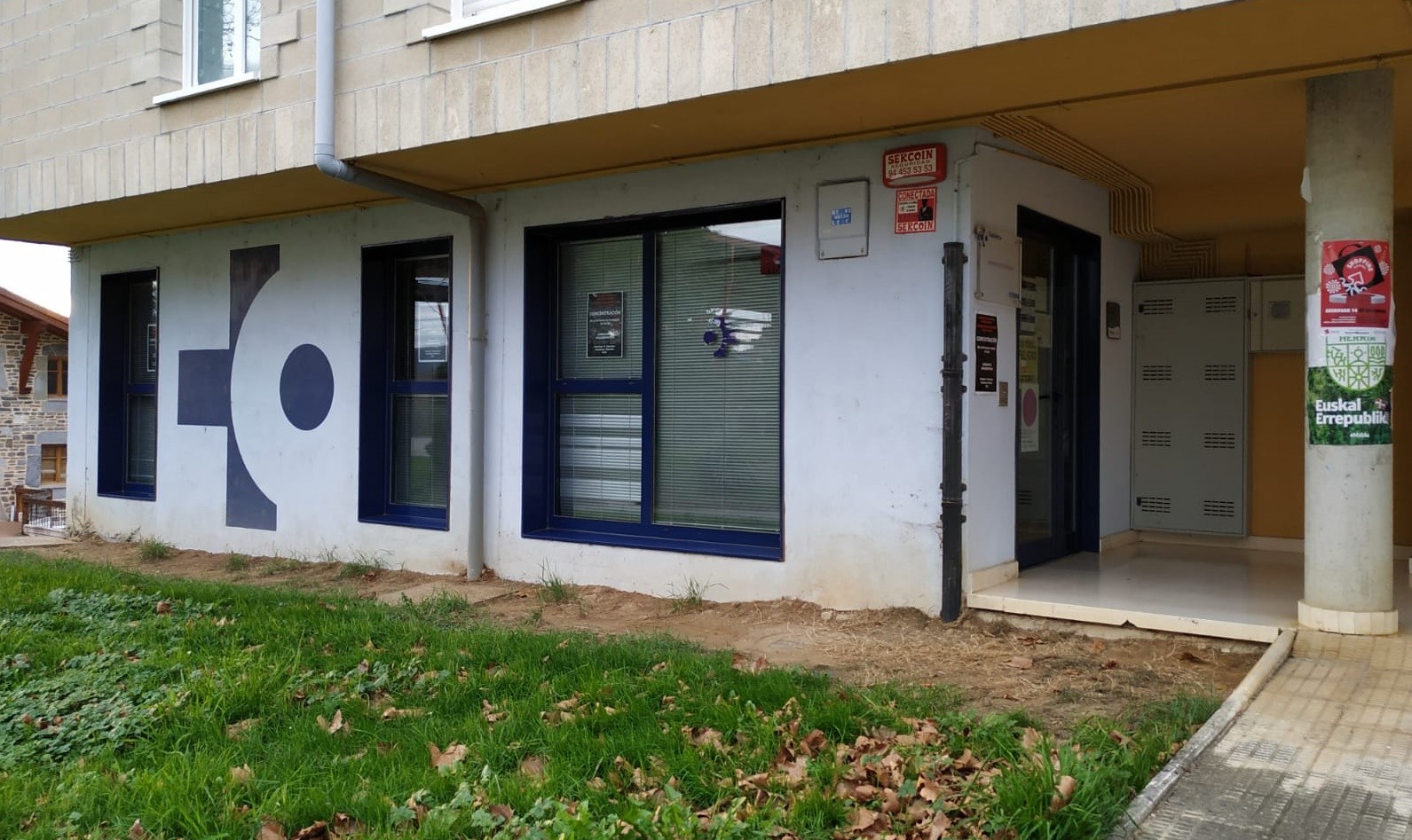 12 COVID-19 kasu berri detektatu dira asteburuan Aiaraldean
