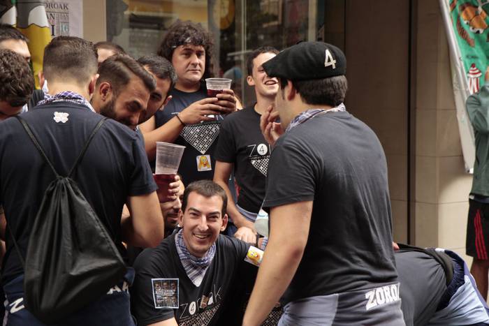 Suziria piztuta lehertu da j 66 1502906748133