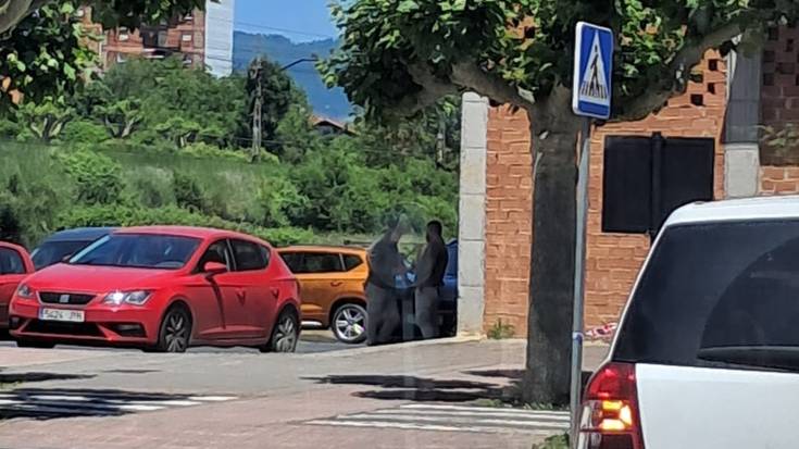 AMA Desokupa enpresa Amurriora itzuli dela salatu dute, "familia bat etxegabetzeko"