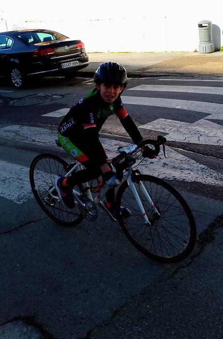 Txirrindulari gazteek erloju 3 1771856122178