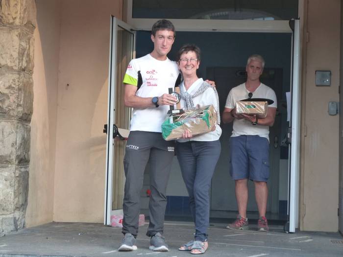 Haur zein helduek izan zuten 381 1538430073018