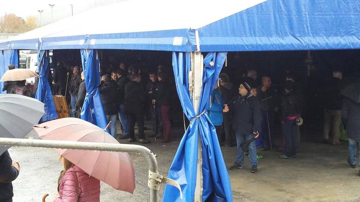 Eguraldi petrala izan arren, 13 1513617406948