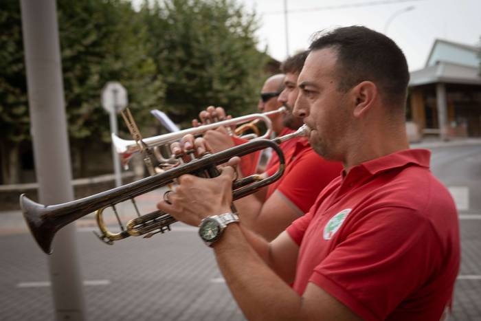 Haur eta nagusiak izan dira  13 1755092500761