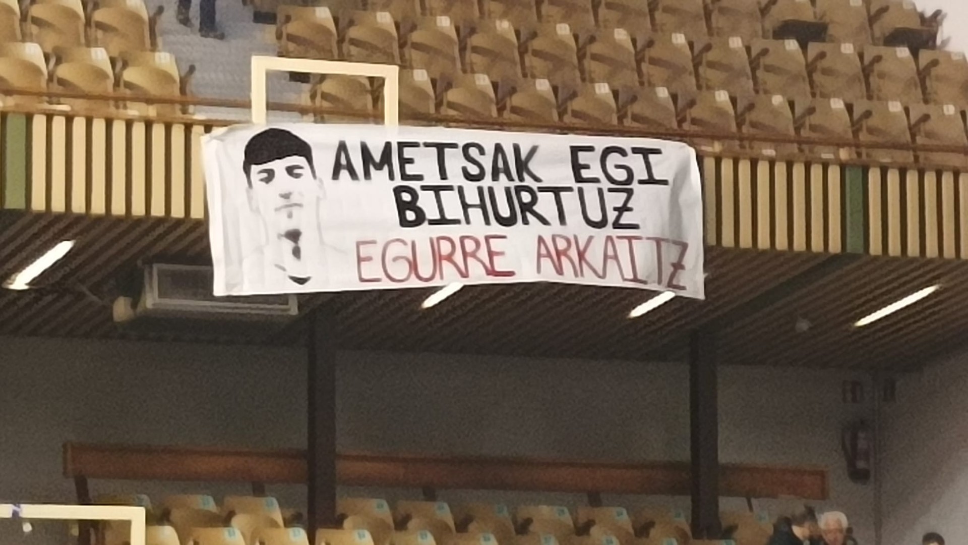 Arkaitz Eskuzak garaipena lortu zuen bere debutaren egunean