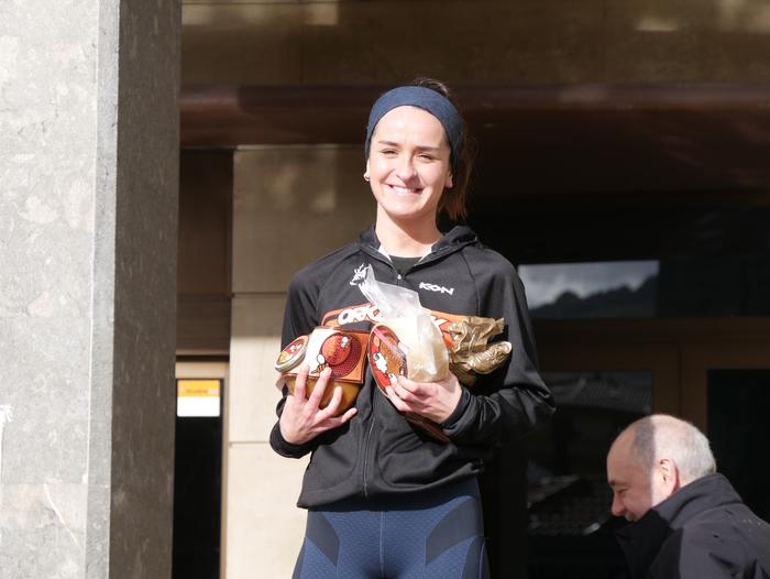 Ehunka lasterkarik bete dute 306 1549206961988