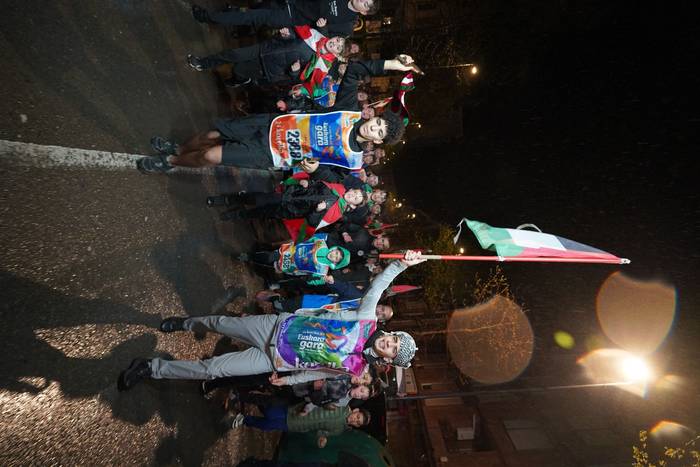 Aldarrikapenez eta pirotekni 143 1774615599061