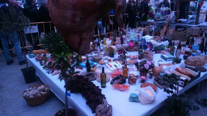 Tokiko ekoizleak eta enkatea 2 1485165215770