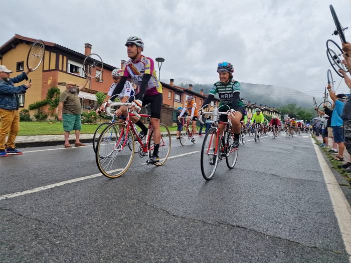 La Karpy martxak kolorez bet 89 1686610869046