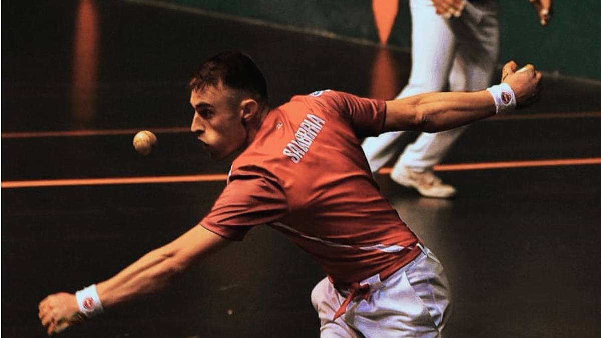 Pilotari profesionalek jokatuko dute Orozkon otsailaren 27an eta sarrera bikoitza zozkatuko du Aiaraldea Komunikabideak