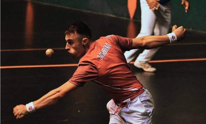 Pilotari profesionalek jokatuko dute Orozkon otsailaren 27an eta sarrera bikoitza zozkatuko du Aiaraldea Komunikabideak