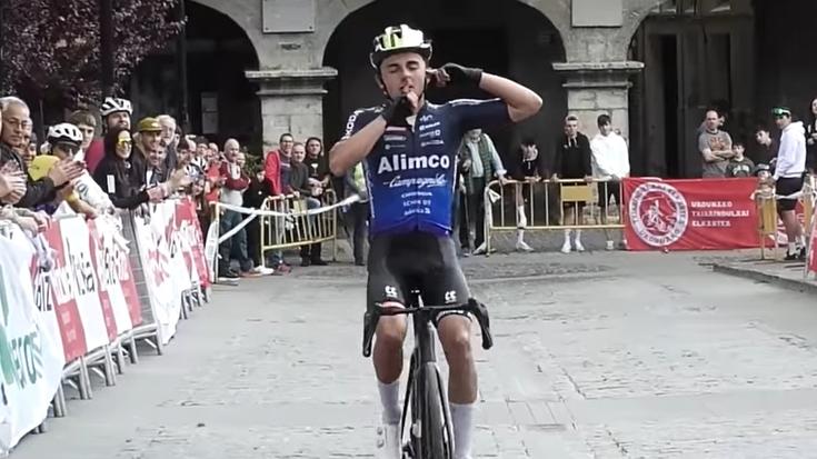 Urduñako Junior Klasikoa Lasterketak txirrindulari gazte asko erakarri zituen pasa den astean