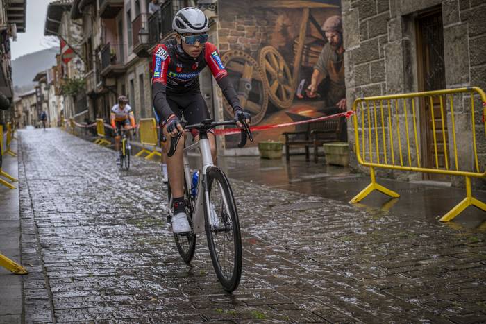 Artziniegako kale estuetan l 10 1773517247576