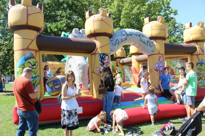 Haurrak eta edadetuak izan d 21 1502712087649