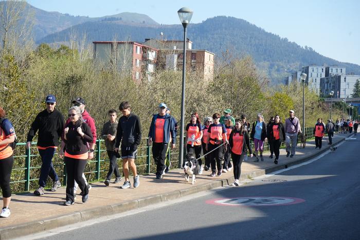 Ehunka lagunek parte hartu d 62 1774179324209