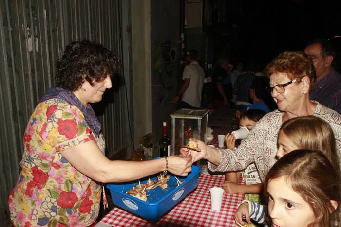 Morrillon lagun, joko artean 52 1502906496856