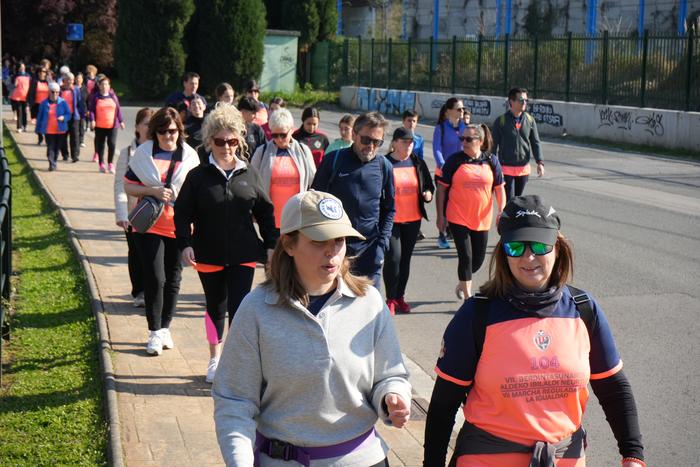 Ehunka lagunek parte hartu d 51 1774179285811