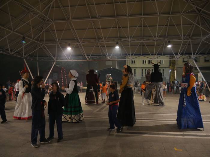 Dantza eta sua uztartu zitue 59 1661604311740