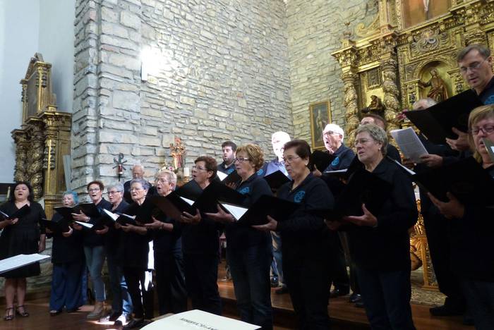 Auzokide ugarik hartu zuten  67 1506366691775