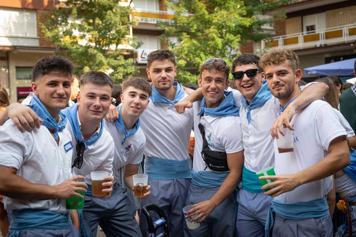 Festa-giro goria piztu du La 6 1755256932911