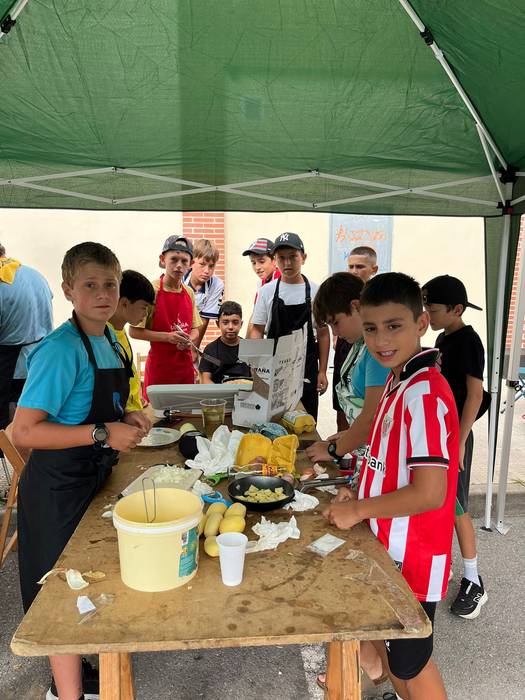 Paella, tortilla eta jokoak  3 1754350528133