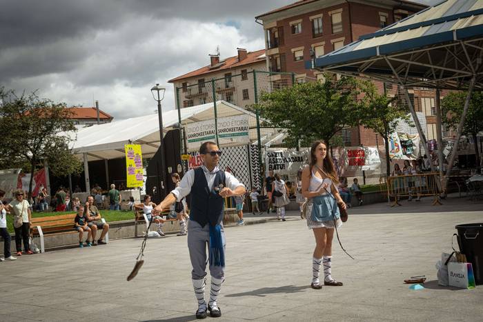 Abarka jaurtiketa, punk doin 16 1756410630398