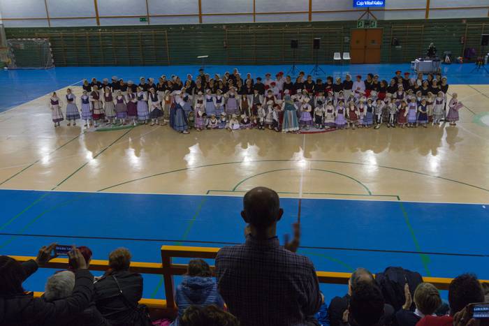 Itxarkundiak ehunka lagun ba 94 1513679564095