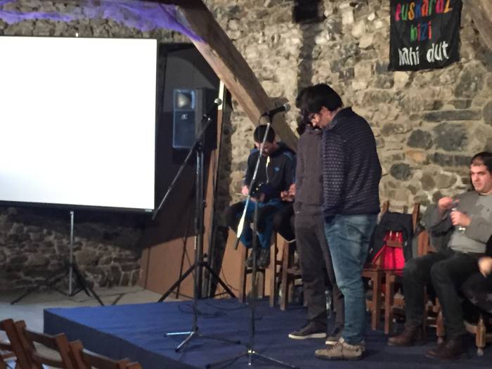 Gazte ugari batu ziren gazte 14 1514657888508