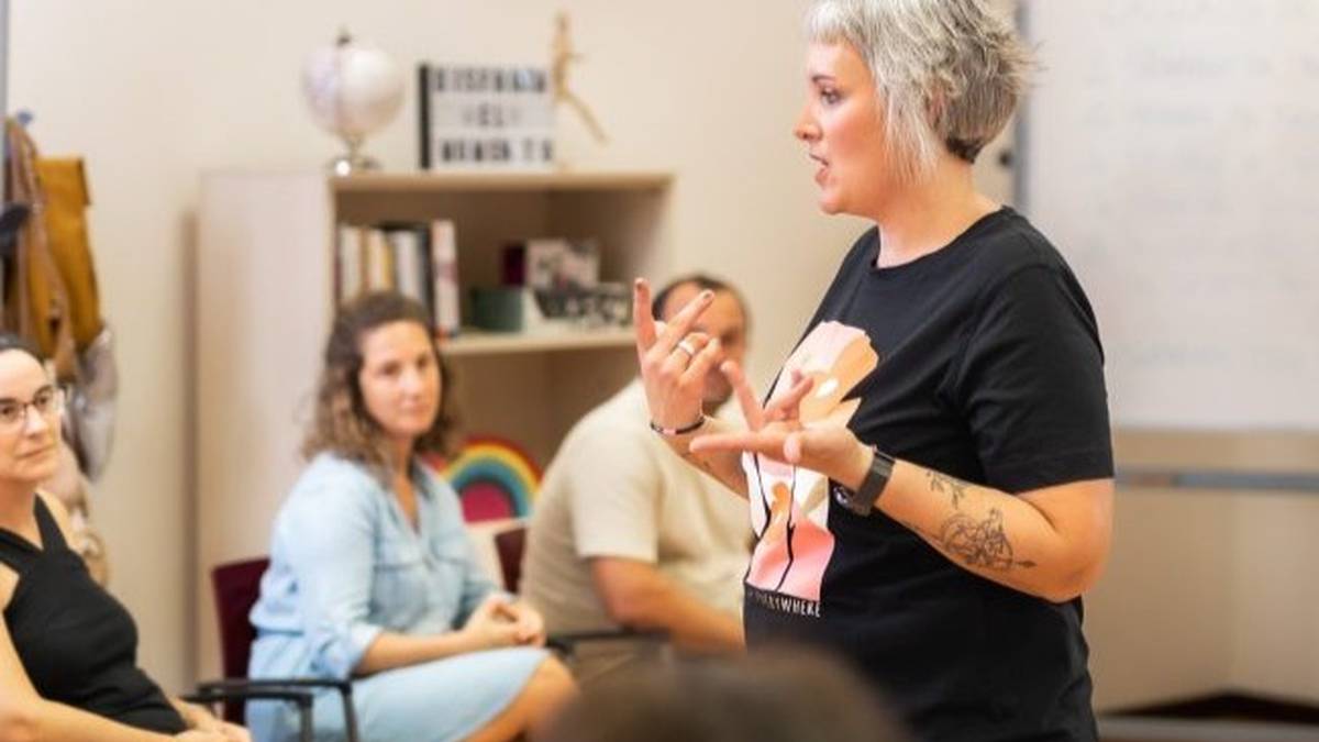 Emakumeentzako tailer zikloa abiatuko du bihar Aurreraka elkarteak