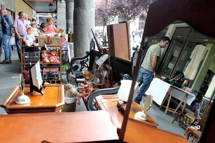 Antigualekoekin bete zuten F 30 1505129512760