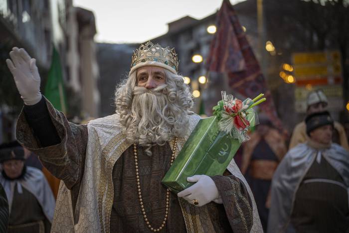 Hiru Errege Magoek ilusioz b 14 1767696945248