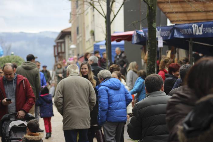 Ehunka ekoizlek eta bisitari 16 1516541778138