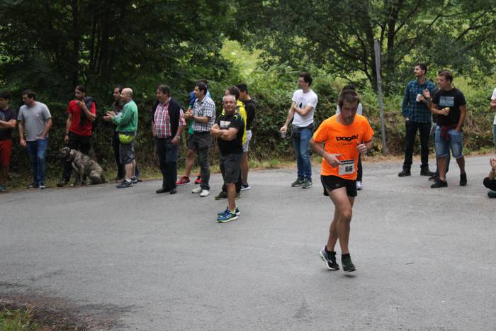 Auzoko mendiak zeharkatu zit 34 1498470925348